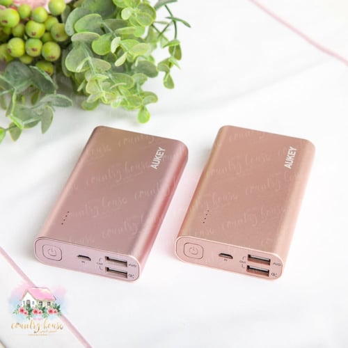 5814 شاحن باور بانك سريع متنقل من AUKEY