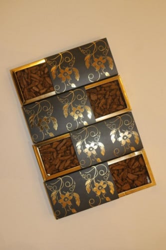 دقة عود طبيعي محسن عرض 500 جرام موزعه على اربعه اث...