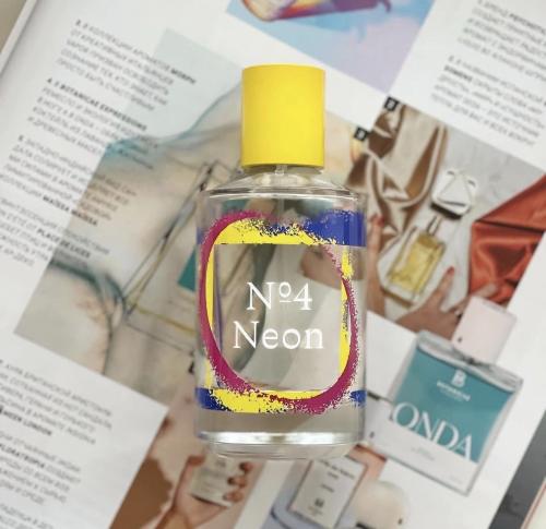 N*4 Neon Thomas Kosmal