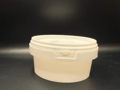 سطل دائري ابيض كامل 200مل 12حبة@