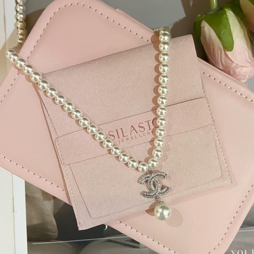 عقد لولو شانيل