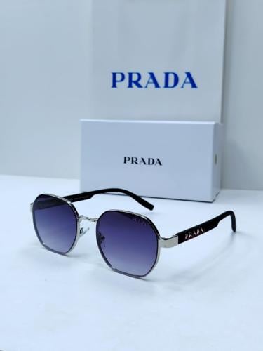 جديدنا نظارة برادا رجالية