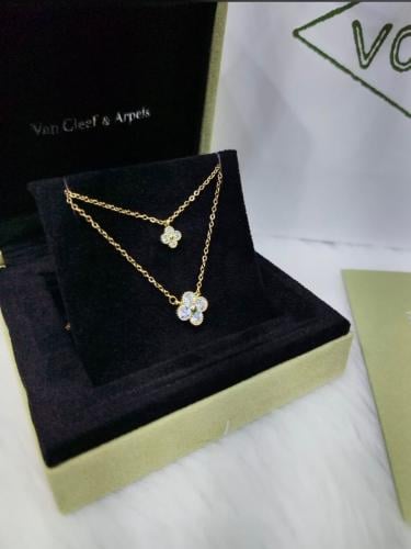 طقم فان كليف