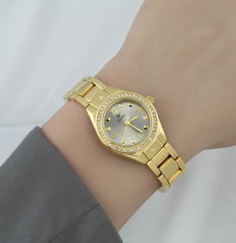 ساعه نسائية ماركة ايفرد ذهبي ميناء رمادي