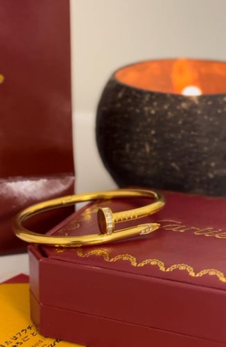 اسورة كارتير المسمار