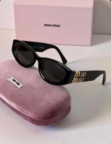 نظارات نسائية ماركة مياو مياو مع الملحقات