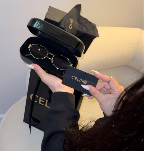 نظارة سيلين النسائية اسود ايطار ذهبي