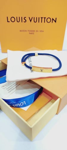 اسورة لويس فيتون