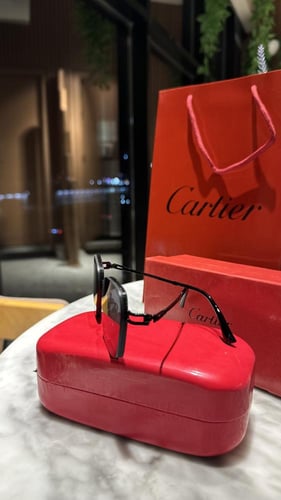 نظارة رجالية كارتير اسود مع فضي