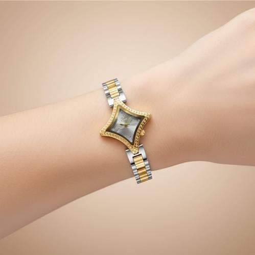 ساعه نسائية ماركة ايفرد ذهبي وفضي ميناء رمادي