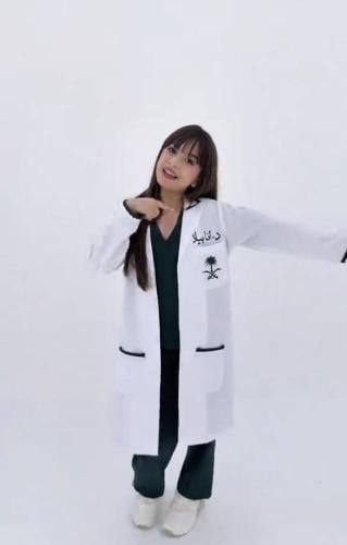 قميص اليوم الوطني انا بيلا تصميم أنيق ومميز