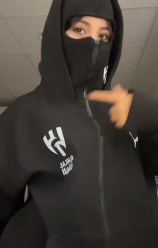 هوديه قناع تصميم انيق وفريد