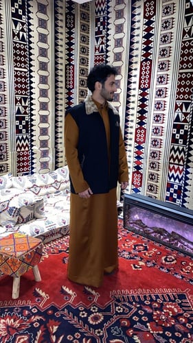 سديري جوخ اسود فرو رقبه