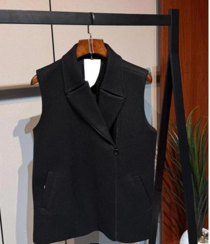 سديري رجالي شتوي تصميم جديد أنيق وحصري فريد من نوع...