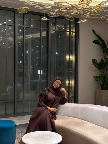 عباية كتان مع تفتة غير لامع بني نص كلوش