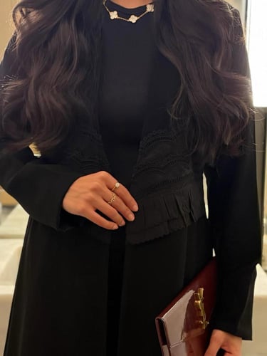 عباية كريب اسود مبطن