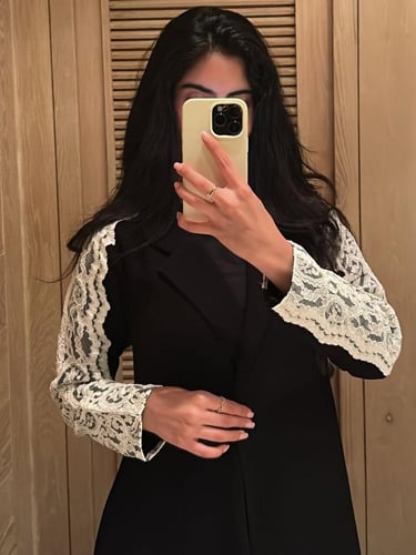 صيفية " يتوفر منها خيار شتوي عباية كريب اسود فاحم...