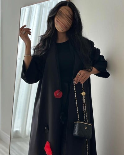 عباية كريب تايواني مع ورد اورقانزا