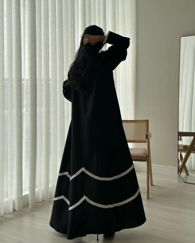 عباية كريب تايواني مع كلفة مكسرة قصة كلوش