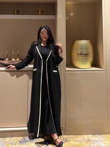 عباية بليزر مبطن كتان اسود مع قيطان سكري