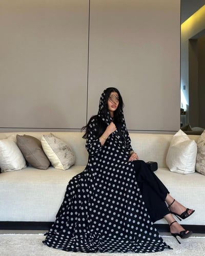 عباية شيفون نص كلوش