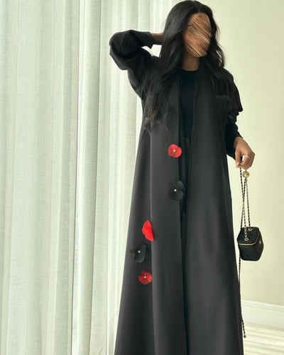 عباية كريب تايواني مع ورد اورقانزا