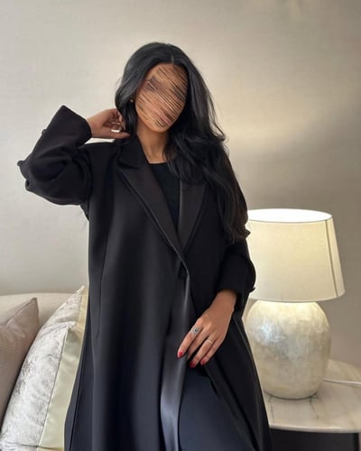 عباية بليزر مبطن كتان مع تفتة ستريتش