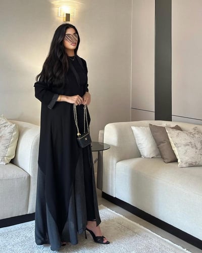 عباية كلوش كريب مع شيفون منقط السعر