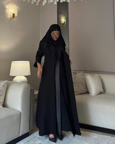 عباية بليزر مبطن كتان مع تفتة ستريتش