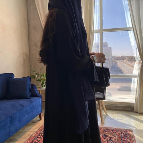 عباية لنن امريكي اسود ، الكم مبطن كحلي ، قصة كلوش.