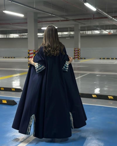 عباية كريب تايواني نصكلوش