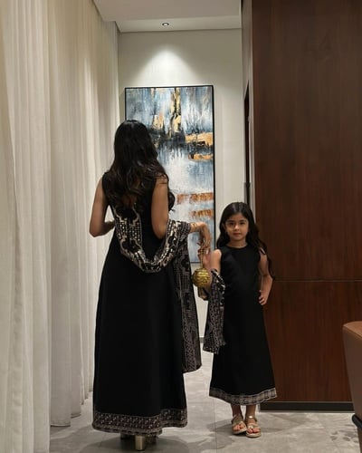 لنن هندي اسود مع تطريز هندي اطفال