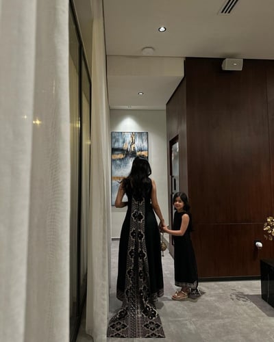 لنن هندي اسود مع تطريز هندي اطفال