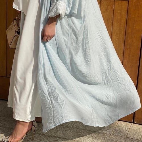 عباية لنن هندي سماوي مع أبيض + طرحة من الشيفون الأ...