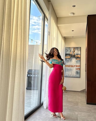 فستان تفته ستريتش فوشي مع تطريز هندي تركواز