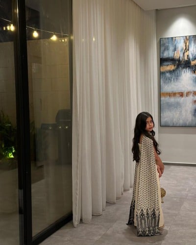 جلابية لنن هندي سكري مع تطريز هندي اطفال