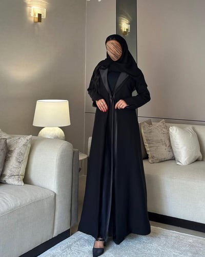 عباية بليزر مبطن كتان مع تفتة ستريتش