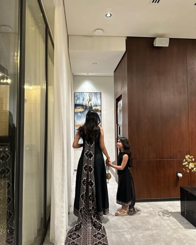 لنن هندي اسود مع تطريز هندي اطفال