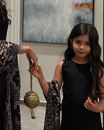 لنن هندي اسود مع تطريز هندي نساء