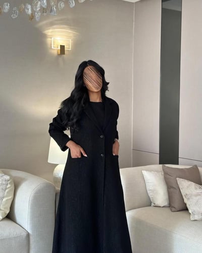 عباية بليزر مبطن كريب مشجر لمعه خفيفه