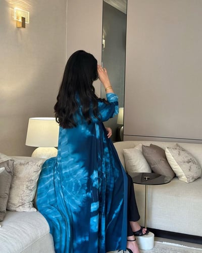 عباية نص كلوش شيفون مبطن أزرق