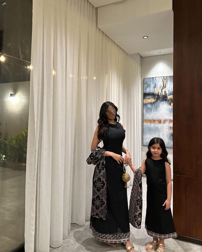 لنن هندي اسود مع تطريز هندي اطفال