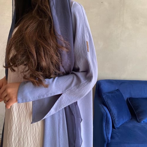 عباية لنن امريكي أزرق ، قصة كلوش