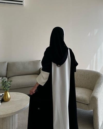عباية كلوش كتان اسود مع ابيض