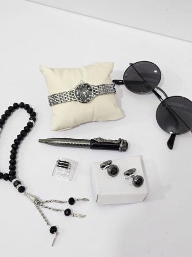 طقم أطفال ملكي فاخر