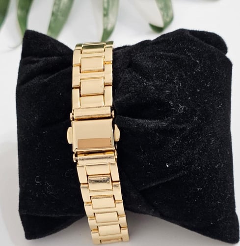 ساعة أطفال ضد الماء