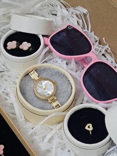 طقم إكسسوارات بنات أنيق – لمسة من الفخامة والجاذبي...