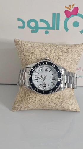 ساعه رجاليه ضد الماء والصداء