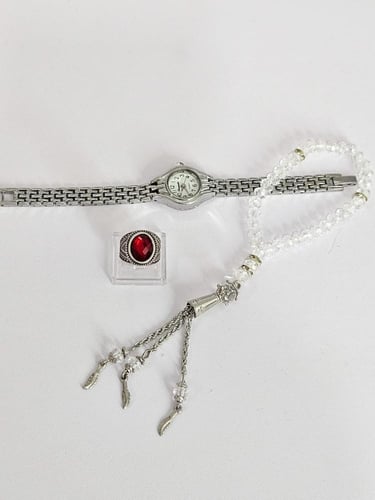 طقم مواليد فضي أنيق - لمسة فخامة لصغيرك