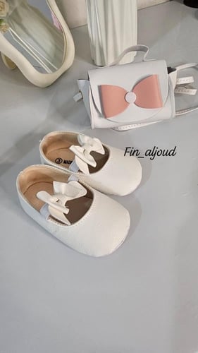 شنطة أطفال مع حذاء بناتي